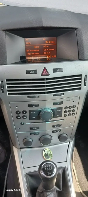 Vind Opel euro 5, fabricație august 2012, benzina  - imagine 4