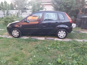 Ford Fiesta, an 2007, 1,3 benzina, distributie lant, aer cond functional, 4 portiere - imagine 4
