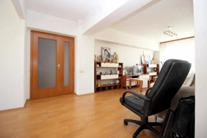 Crângași Ceahlăul 3 camere modificat din 4 camere, cu centrală proprie, 85 mp - imagine 3 Crângași Ceahlăul 3 camere modificat din 4 camere, cu centrală proprie, 85 mp - imagine 3