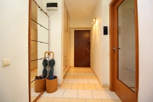 Crângași Ceahlăul 3 camere modificat din 4 camere, cu centrală proprie, 85 mp - imagine 4 Crângași Ceahlăul 3 camere modificat din 4 camere, cu centrală proprie, 85 mp - imagine 4