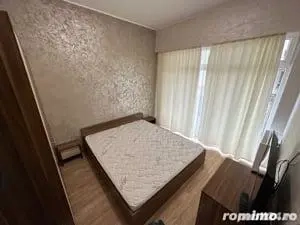 2 camere in zona Girocului 