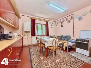 Casa 4 camere în Ineu str.Octavian Goga, teren 1079 mp pe colț  - imagine 5