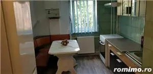 Apartament cu 2 camere decomandat in zona Aradului  - imagine 3