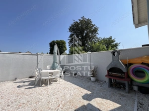 Vila P+M finisata clasic cu piscina - imagine 3