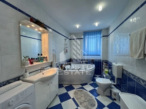 Vila P+M finisata clasic cu piscina - imagine 5