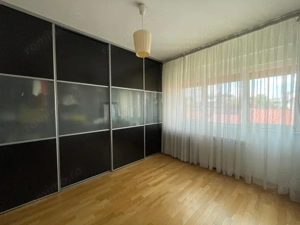 Apartament cu 5 camere si terasa spatioasa + 2 locuri de parcare - imagine 9