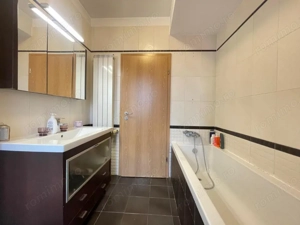 Apartament cu 5 camere si terasa spatioasa + 2 locuri de parcare - imagine 5