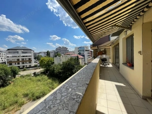 Apartament cu 5 camere si terasa spatioasa + 2 locuri de parcare - imagine 12