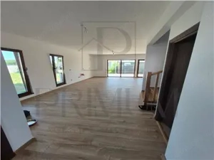 Duplex deosebit - zona excelenta- spatii generoase - structura metalica - comision 0% - imagine 13