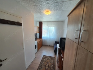 Garsonieră mobilată, renovată, 10 mp   Târgu Jiu, Aleea Nicolae Titulescu - imagine 8