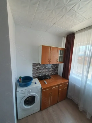 Garsonieră mobilată, renovată, 10 mp   Târgu Jiu, Aleea Nicolae Titulescu - imagine 2