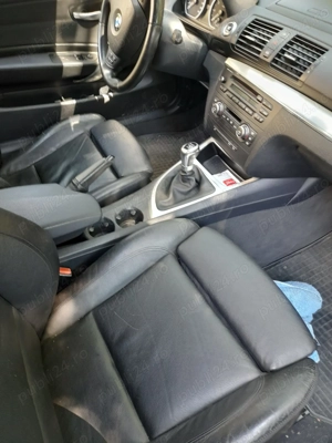 BMW seria 1 118i stare foarte buna.