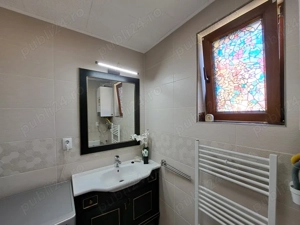 Vand casa 4 camere, Loc. Petelea, la 5,5 km de Reghin, Mures   - imagine 8