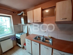 Apartament pentru muncitori 4 camere si 2 balcoane Mihai Viteazul - imagine 10