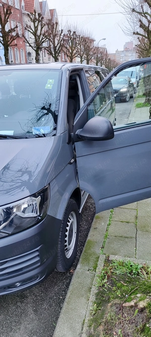 Transporter t6 dublă cabină  - imagine 4 Transporter t6 dublă cabină  - imagine 4