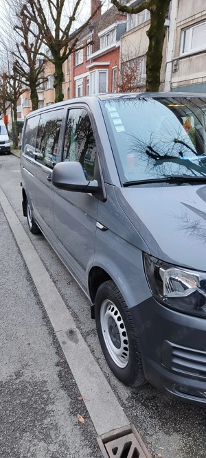 Transporter t6 dublă cabină  - imagine 5 Transporter t6 dublă cabină  - imagine 5