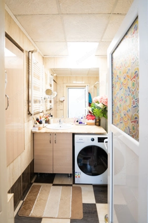 Vânzare casă la curte, sector 1, București(zona Piața 1 Mai  Piața Victoriei) - imagine 5