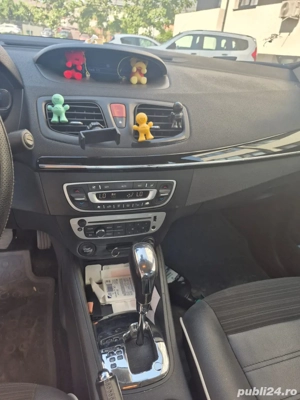 Renault Fluence 1.5, automata, an 2015 - imagine 4 Renault Fluence 1.5, automata, an 2015 - imagine 4