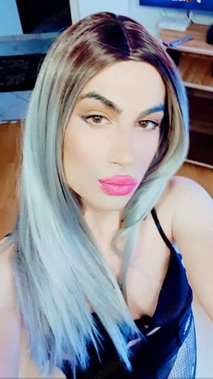 Carolina TRAVESTY ACTIVA super dotata XXL  - imagine 3