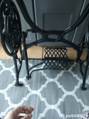 masina de cusut vintage  - imagine 3