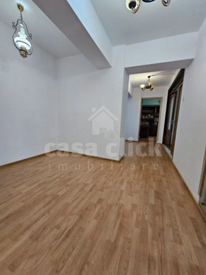 Apartament 3 camere decomandat, Mazepa 1   central, balcon generos, parțial renovat - imagine 2