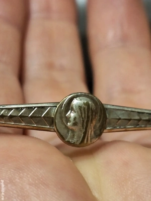 Superba Brosa Religioasa-Vintage-Argint placat cu Aur-lucrata manual - imagine 2