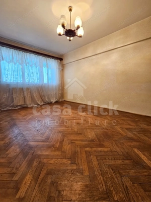 Apartament 3 camere decomandat, Mazepa 1   central, balcon generos, parțial renovat - imagine 8