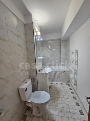 Apartament 3 camere decomandat, Mazepa 1   central, balcon generos, parțial renovat - imagine 5