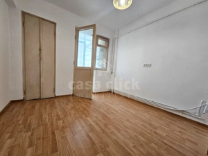 Apartament 3 camere decomandat, Mazepa 1   central, balcon generos, parțial renovat - imagine 10