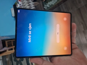 Vând telefon Samsung Galaxy Fold 3 5G 256gb