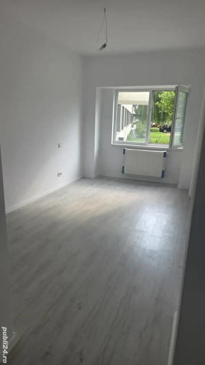 apartament 3 camere de inchiriat pentru uz comercial,  eventual si familii - imagine 3 apartament 3 camere de inchiriat pentru uz comercial,  eventual si familii - imagine 3