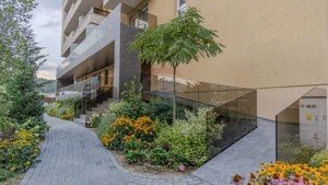 Clinica medicala-9 cabinete- URBAN PLAZA - bloc 15 parter!