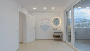 Clinica medicala-9 cabinete- URBAN PLAZA - bloc 15 parter! - imagine 18