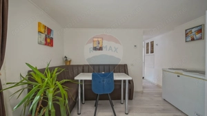 Casă / Vilă Săsească cu 6 camere de vânzare in Vulcan, Brasov - imagine 11