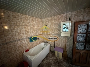 Casă individuală P+M în cartierul CFR Bacău 500 mp teren - imagine 15