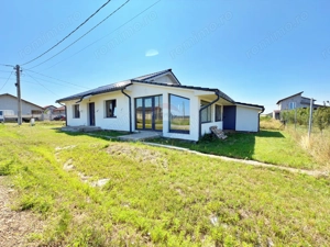 Casă cu 3 camere de vânzare loc. Frumușeni, jud. Arad - imagine 2 Casă cu 3 camere de vânzare loc. Frumușeni, jud. Arad - imagine 2