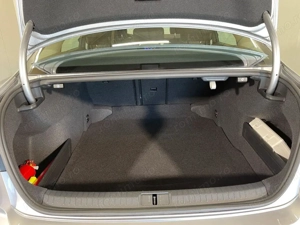 Volkswagen Passat - imagine 12