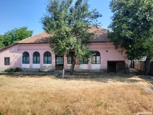 casă la șoseaua principală curte 2500m2 curte   - imagine 2