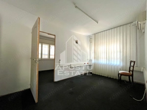 Casa cu 5 camere, 2 bai, pretabila pentru birouri. Girocului - imagine 6