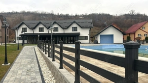 Cazare cu piscina inclusa