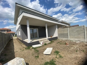 Giroc-Bld. Aviatiei | 5 camere | 3 bai | Bucatarie inchisa - imagine 2