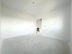 Triplex, 3 camere, 85mp utili, 320mp teren, curent trifazic - Sacalaz - imagine 3