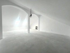 Triplex, 3 camere, 85mp utili, 320mp teren, curent trifazic - Sacalaz - imagine 9