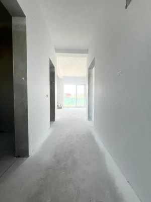 Triplex, 3 camere, 85mp utili, 320mp teren, curent trifazic - Sacalaz - imagine 15