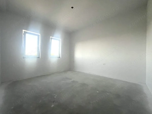 Triplex, 3 camere, 85mp utili, 320mp teren, curent trifazic - Sacalaz - imagine 5