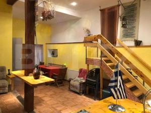 Proprietate cu 2 corpuri de clădire – ideală pentru pensiune sau locuință - imagine 2