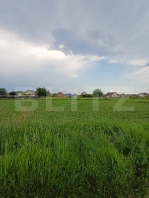 Teren cadastrat, cu CF, 600 mp, in zona Poiana