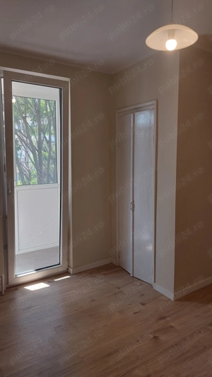 Roman, zona centrală   Apartament 2 camere, balcon 7 m, etaj 3 4   Renovare 2025 - imagine 5