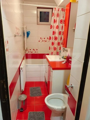 Apartament cu 3 camere în zona Rovinari | spațiu luminos & confort - imagine 6