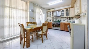 Casă individuală / Spațiu comercial / Clinică | 450 mp, curte proprie | Baicului - imagine 12